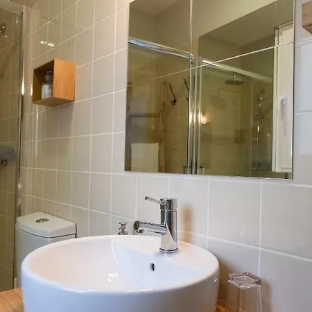 Alda's Vintage With Free Parking Apartment *