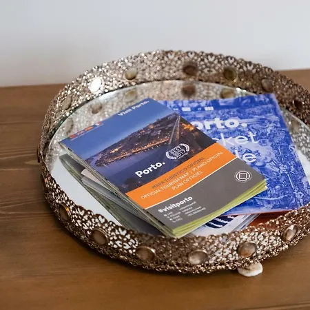 Alda's Vintage With Free Parking